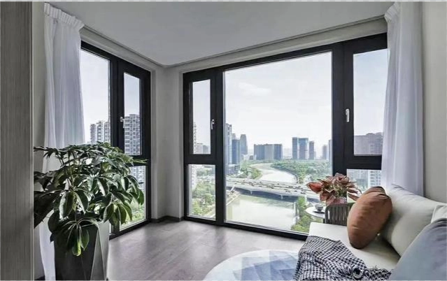 春風(fēng)門(mén)窗緊跟政策步伐，開(kāi)啟家居煥新之旅